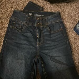 Cute new jeans!